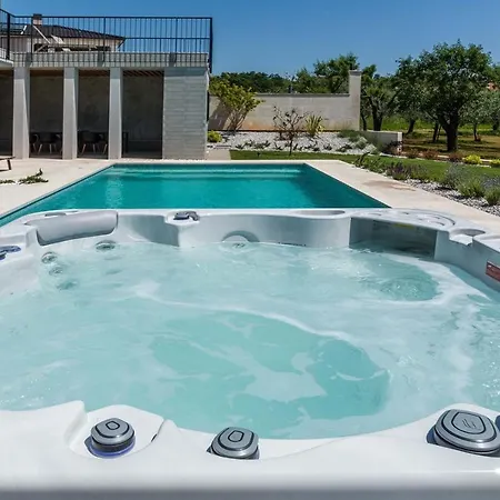 Kathrin Istria Villa *