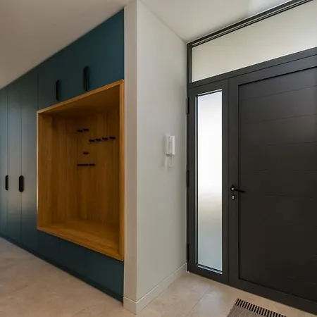 Kathrin Istria Pomer