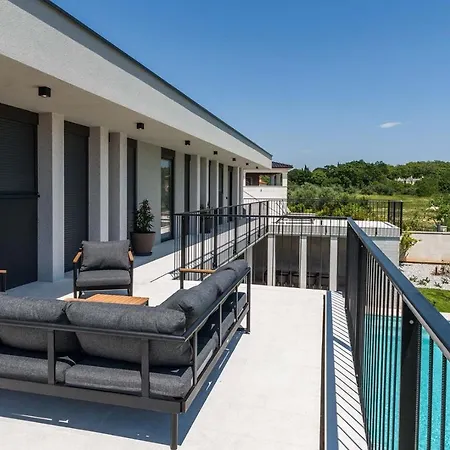 Kathrin Istria Pomer